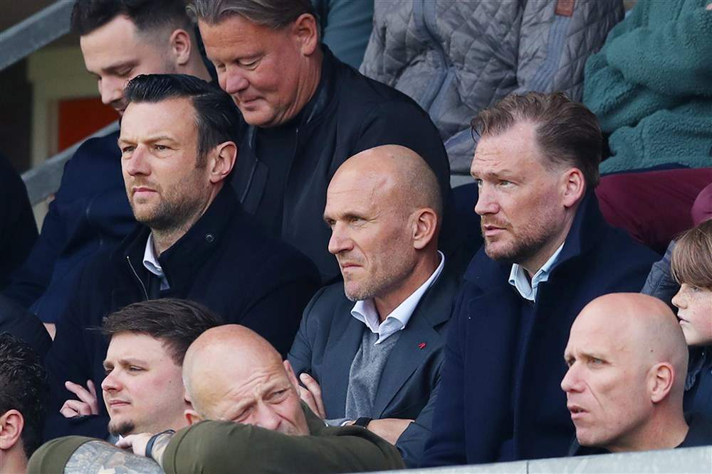 Ajax gooit het roer om en kiest bescheidener bedrijfsmodel