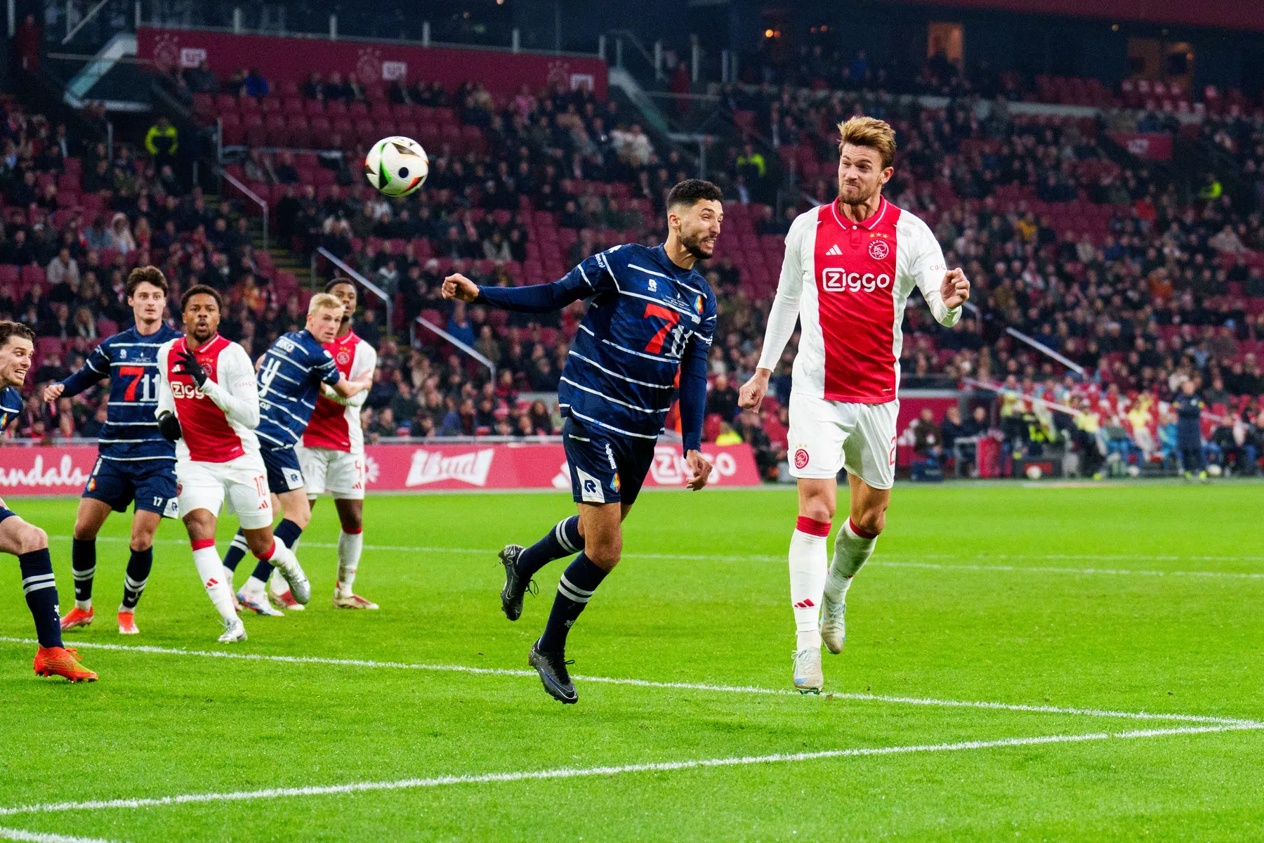Farioli complimenteert Rugani: 'Een leeuw in de zestien'