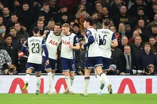 Thumbnail for article: Pijnlijke uitschakeling voor United na foutenfestival tegen Spurs