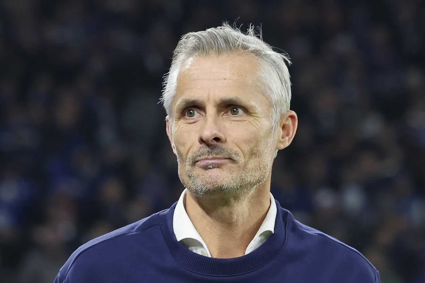 Van Wonderen en Schalke besluiten 2024 met eclatante uitzege bij koploper