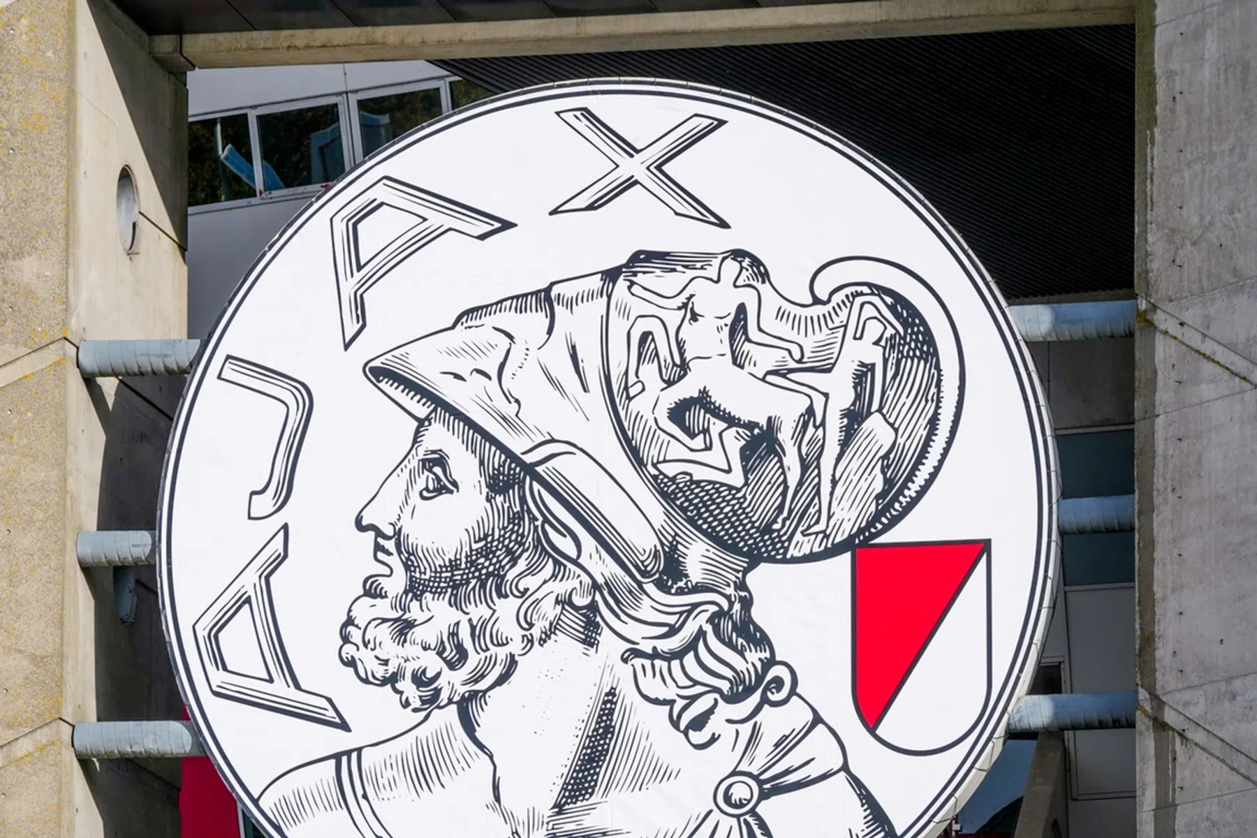 Ajax sluit samenwerking met Como: 'Geweldige club om mee samen te werken'