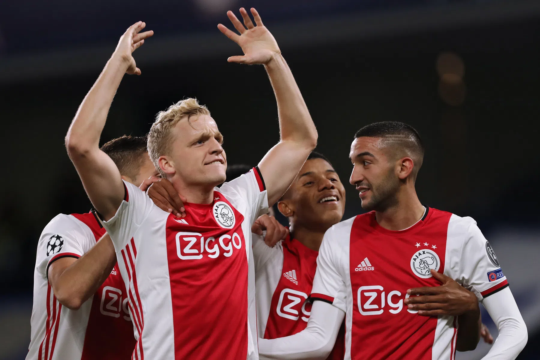 Mooie Ajax-herinneringen Van de Beek: 'Overal waar je komt, hebben ze het daarover'