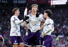 Thumbnail for article: 'Huijsen-Zirkzee-onderonsje leidde alarmerend duel voor Man United in'