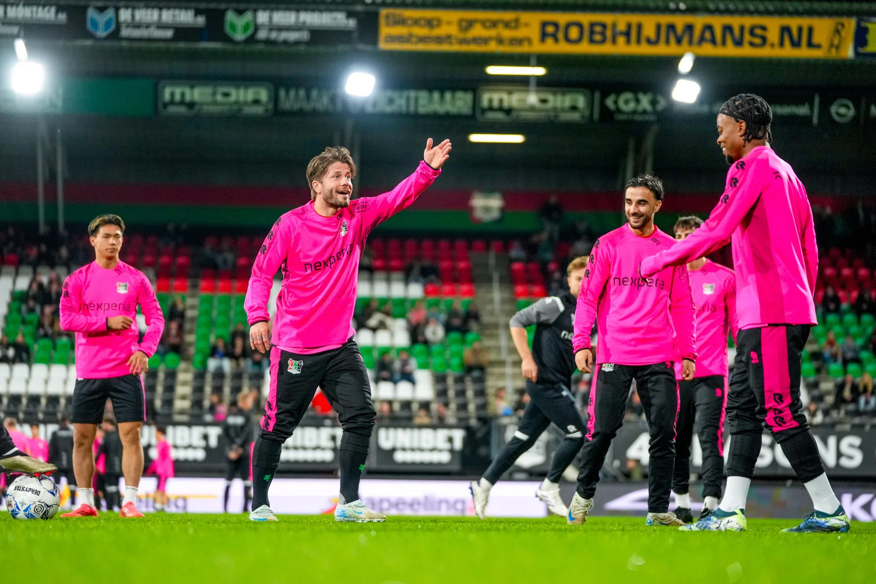 Schöne verbijt zich op de bank bij NEC: 'Hiervoor ben ik niet doorgegaan'