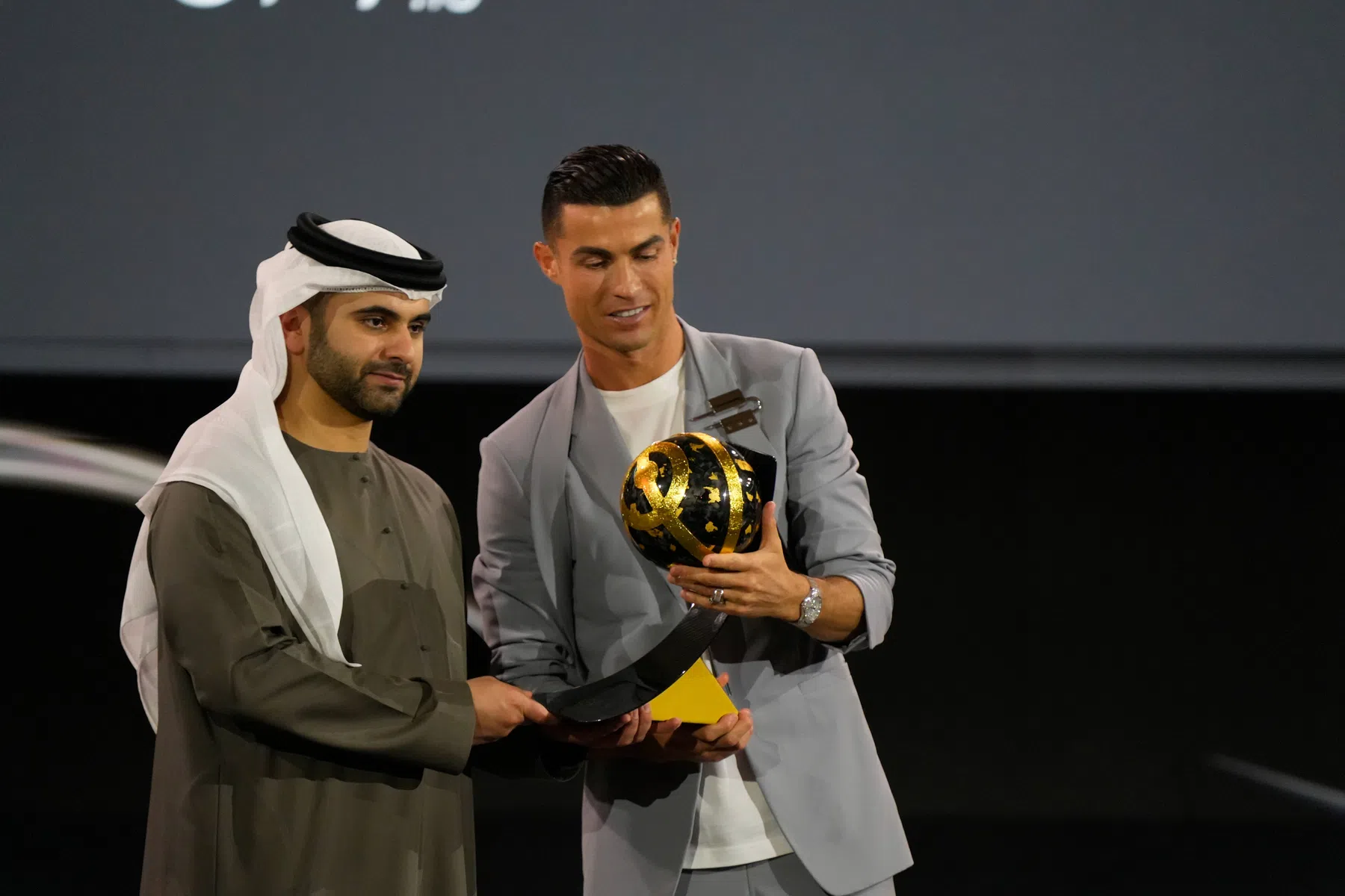 Ronaldo haalt uit: 'Het was niet eerlijk dat Vinícius de Ballon d'Or niet won'