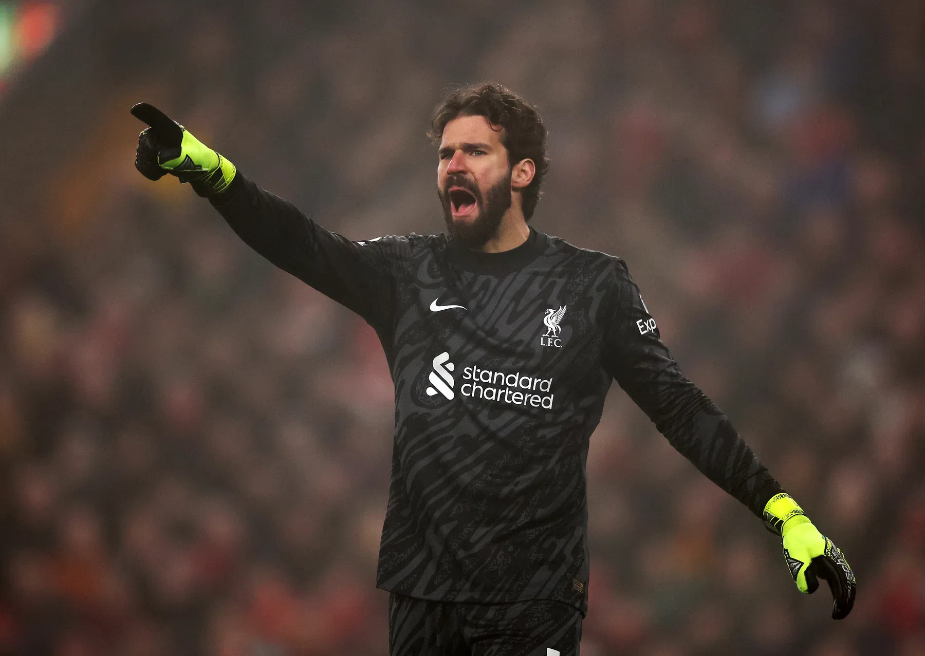Alisson looft Slot en spreekt duidelijke doelstelling uit met Liverpool
