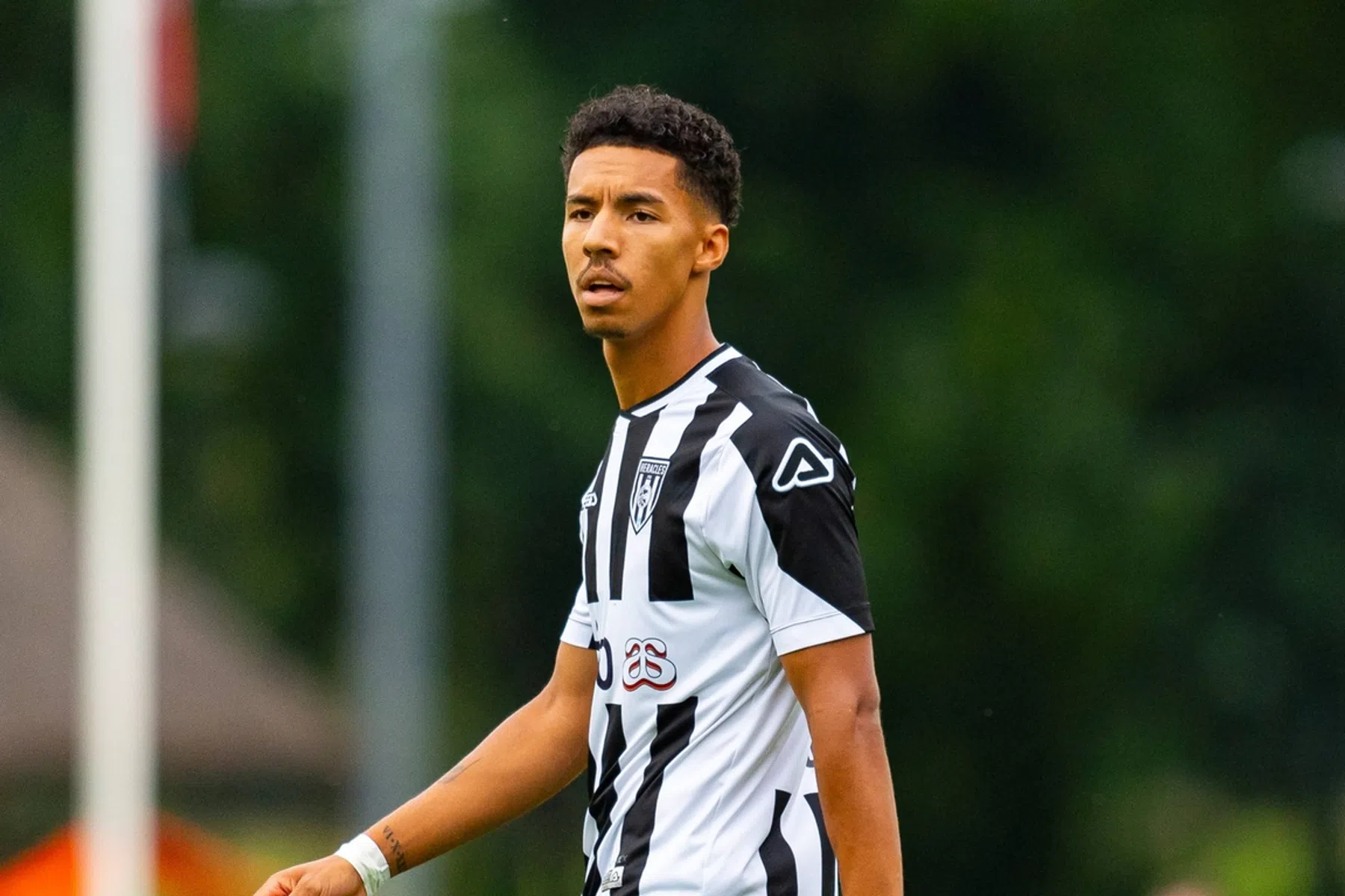 Heracles raakt vaste basiskracht kwijt aan Engelse laagvlieger