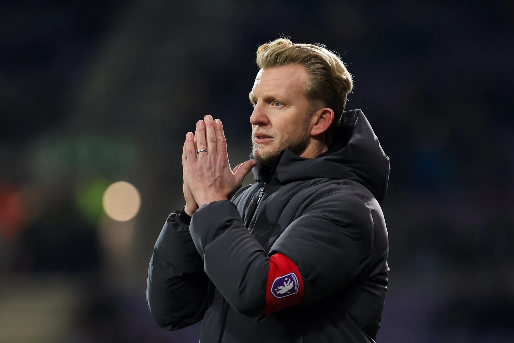 Kuijt hoort slecht nieuws: Beerschot krijgt transferverbod wegens wanbetaling