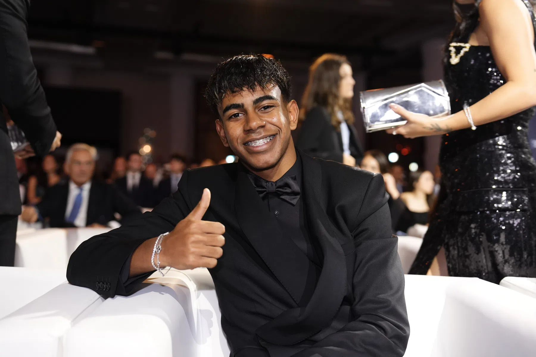 Yamal ontmoette eindelijk zijn grote idool en krijgt fraaie complimenten