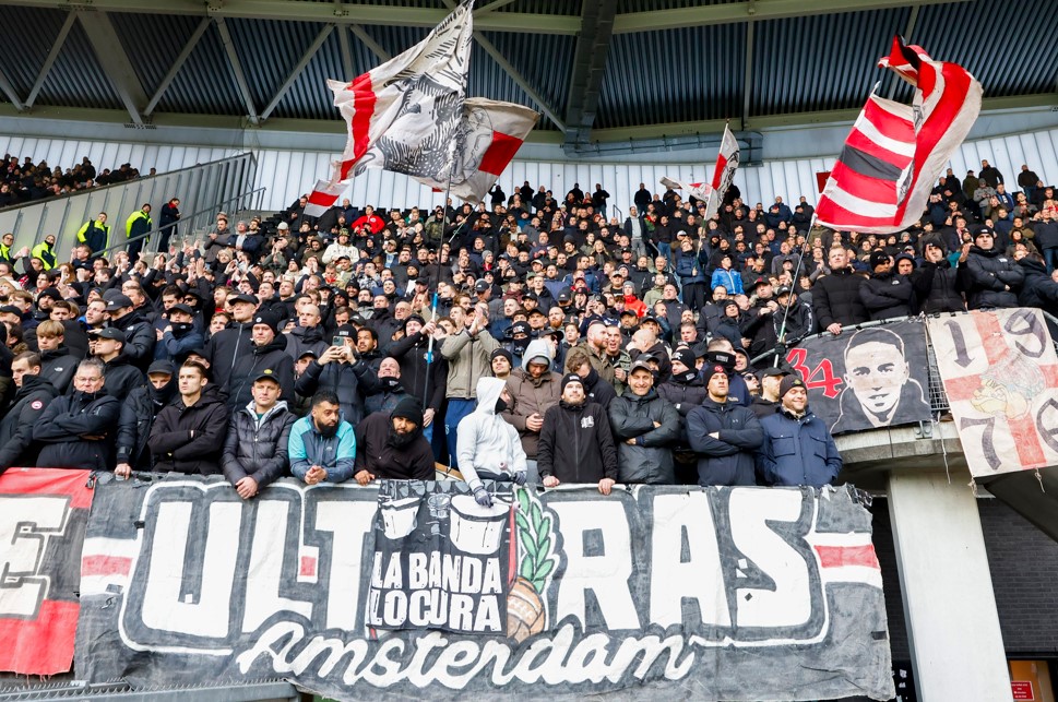 Alkmaar weert Ajax-fans: geen bezoekers welkom bij bekerduel met AZ