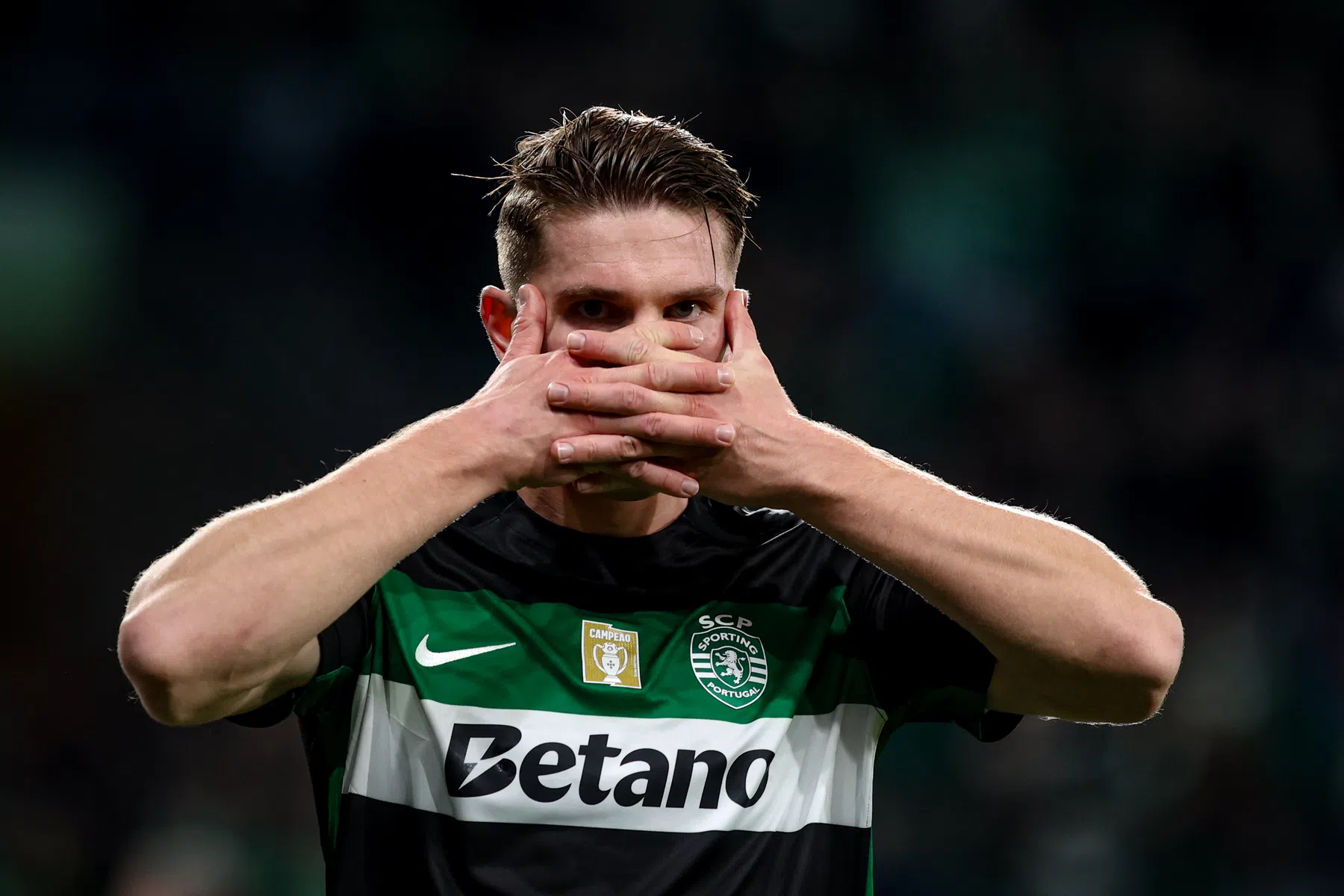 Nieuw jaar, zelfde Gyökeres, hattrick volstaat niet voor zege in spektakelstuk