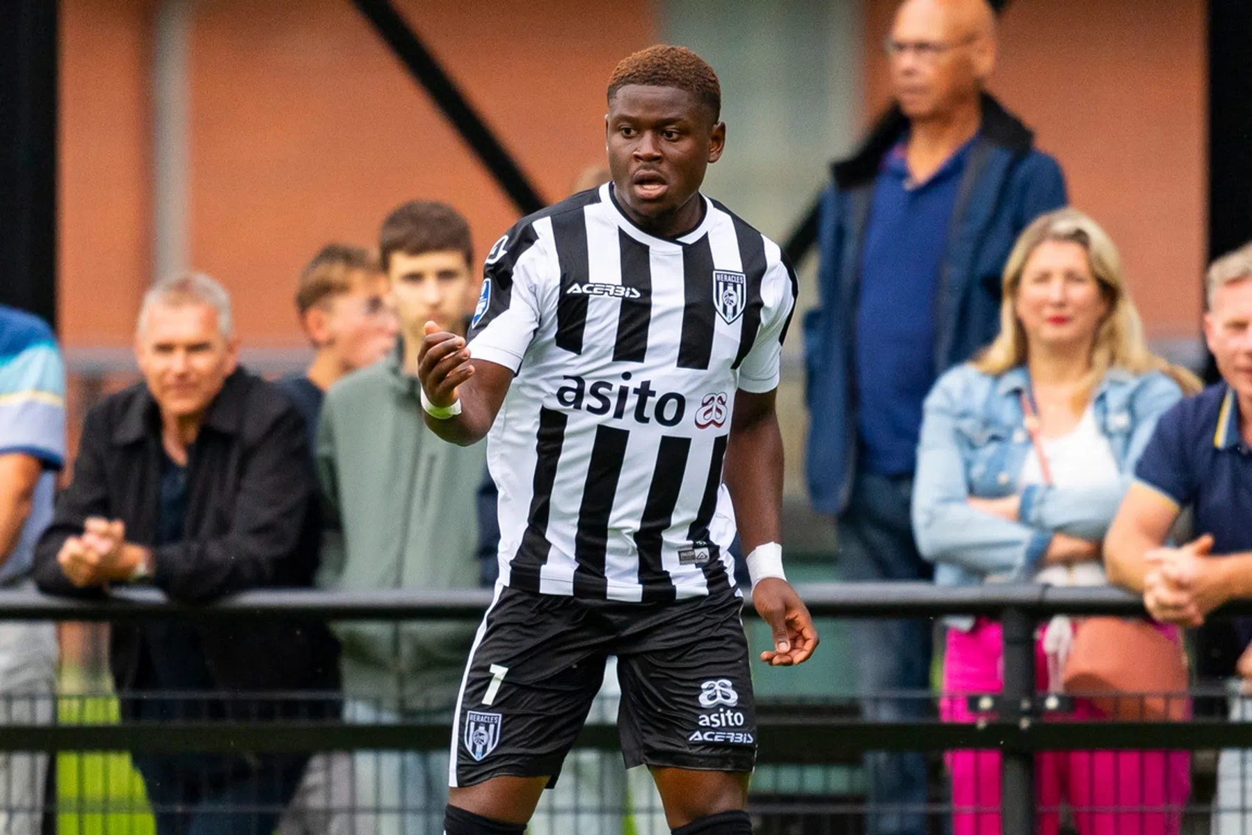 In genade aangenomen Limbombe door het stof bij terugkeer