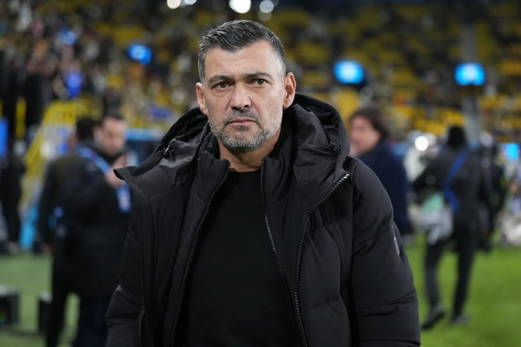 Debuterende Milan-coach werd boos in de rust: 'Heb zeker geen kusjes gegeven'