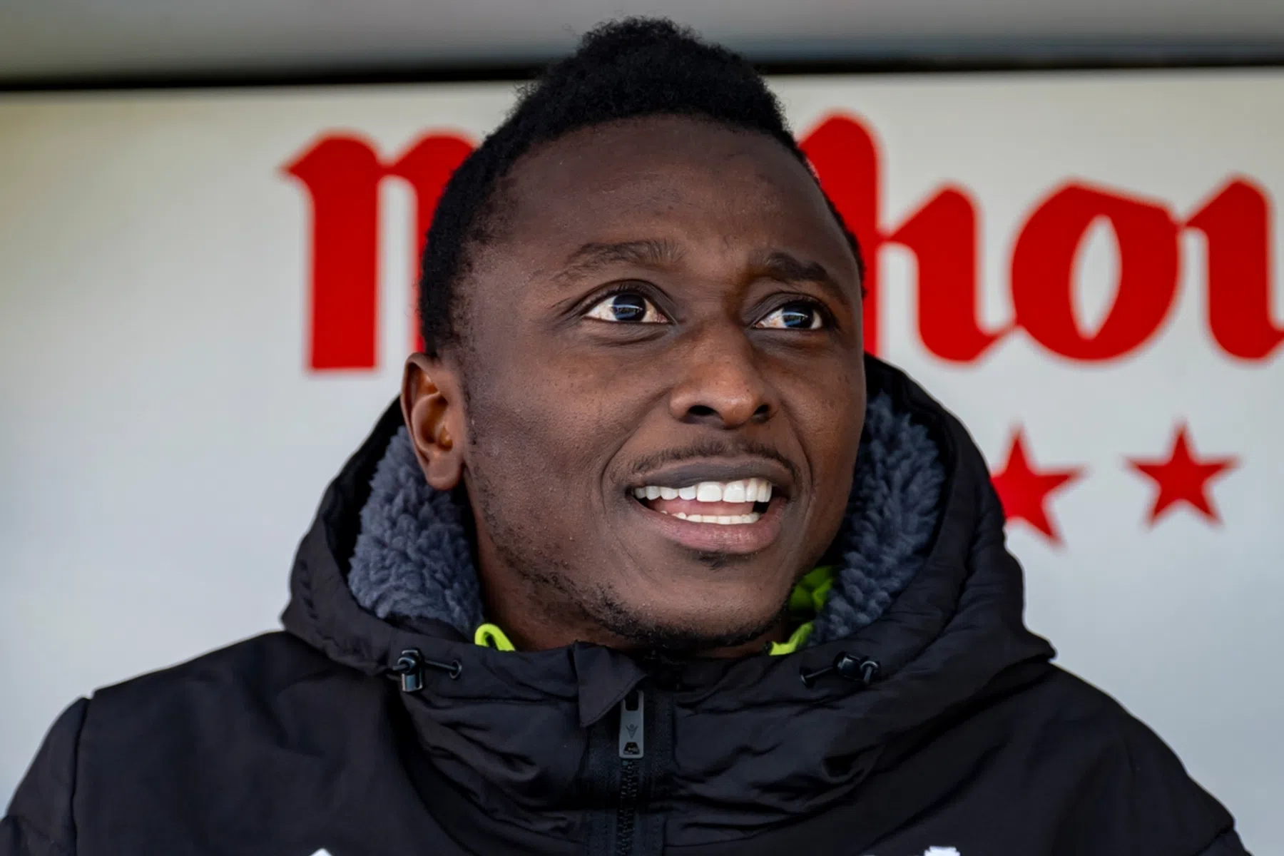 Valencia komt eerste belofte aan nieuwe trainer na: oud-spits NAC tekent