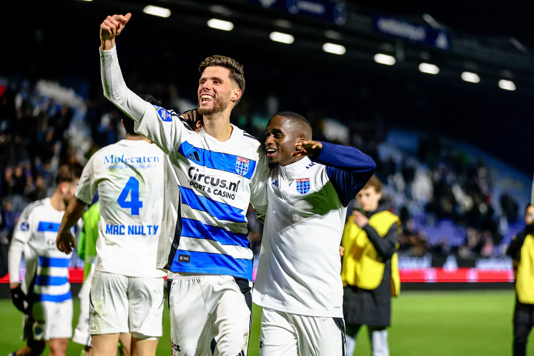 Monteiro verkoos Cambuur boven PEC Zwolle dankzij Arne Slot