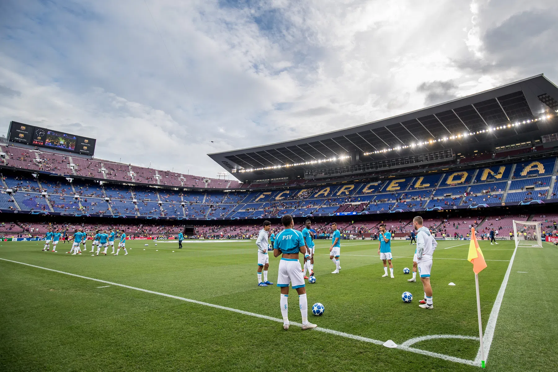 Barcelona heeft toch nog geen datum voor terugkeer in Camp Nou