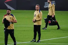 Thumbnail for article: Flick zet in Saoedi-Arabië streep onder slecht einde van Barça-jaar