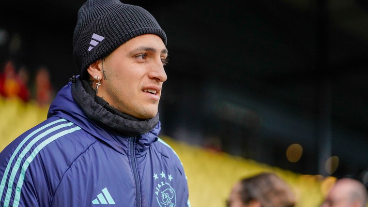 Ávila mogelijk op weg naar de uitgang bij Ajax