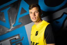 Thumbnail for article: Waarom Van Hooijdonk terug is bij NAC: 'Er is ook een afbreukrisico'