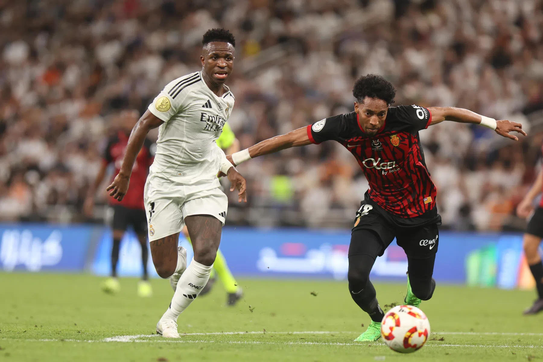 Bellingham en Rodrygo zorgen voor nieuwe Clásico in finale Supercopa