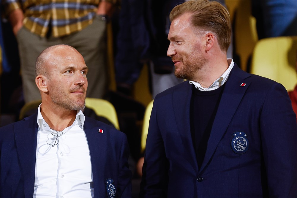 Waarom Ajax zich deze transferperiode niet metéén heeft kunnen versterken 
