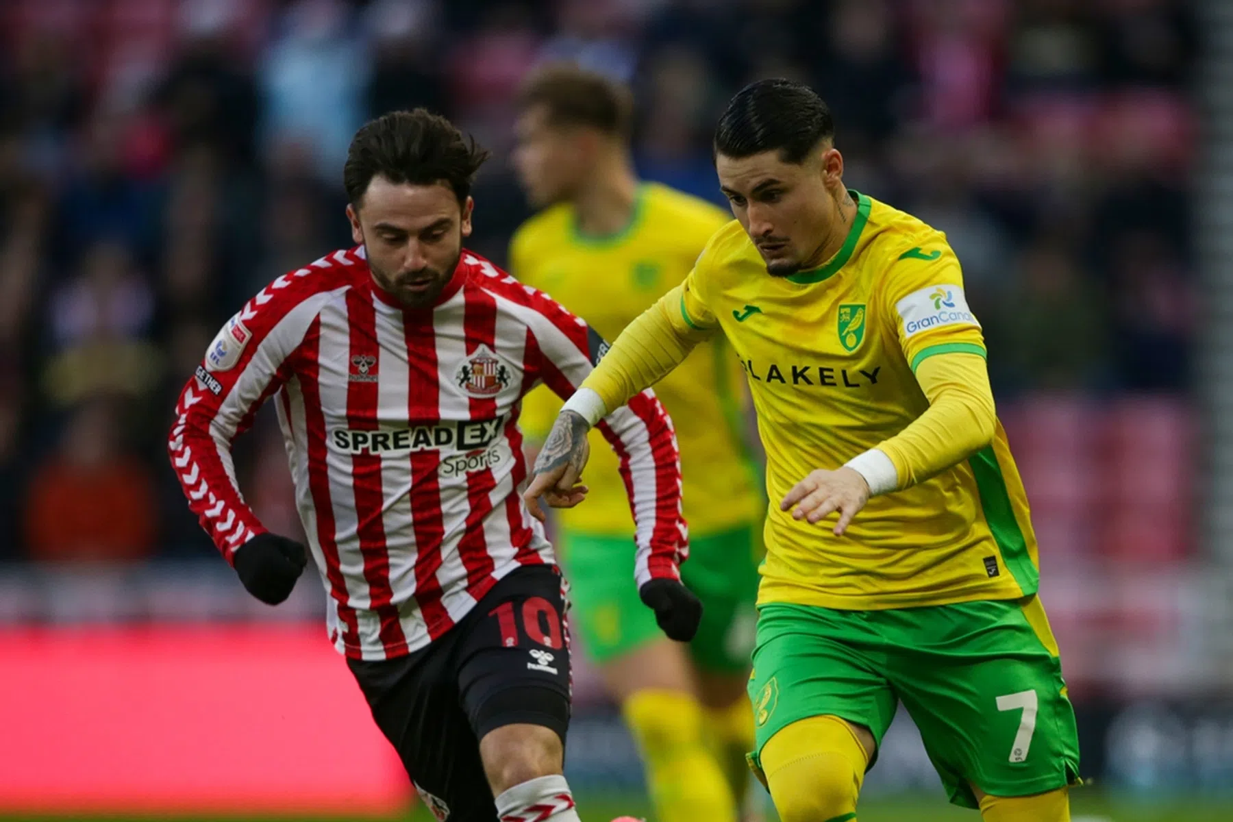 Championship-topscorer krijgt lange schorsing wegens spugen