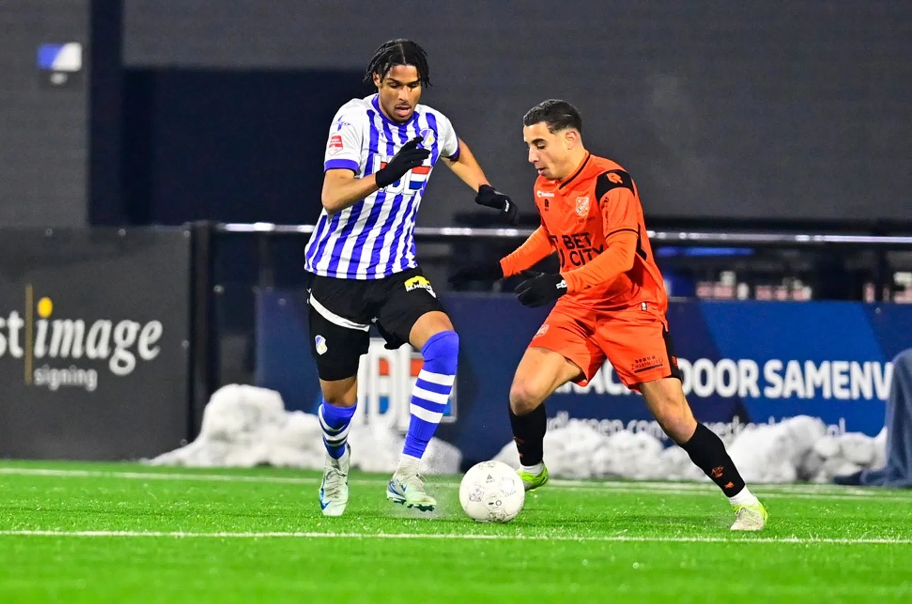 FC Volendam dendert naar Heen & Weer: 'Ik wil blijven en kampioen worden'