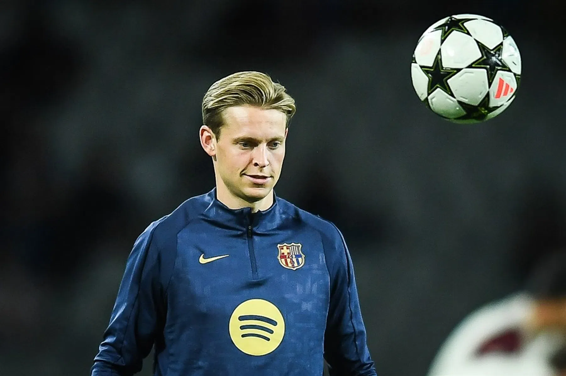 Waarom Frenkie de Jong zijn basisplaats kwijt is aan Casadó