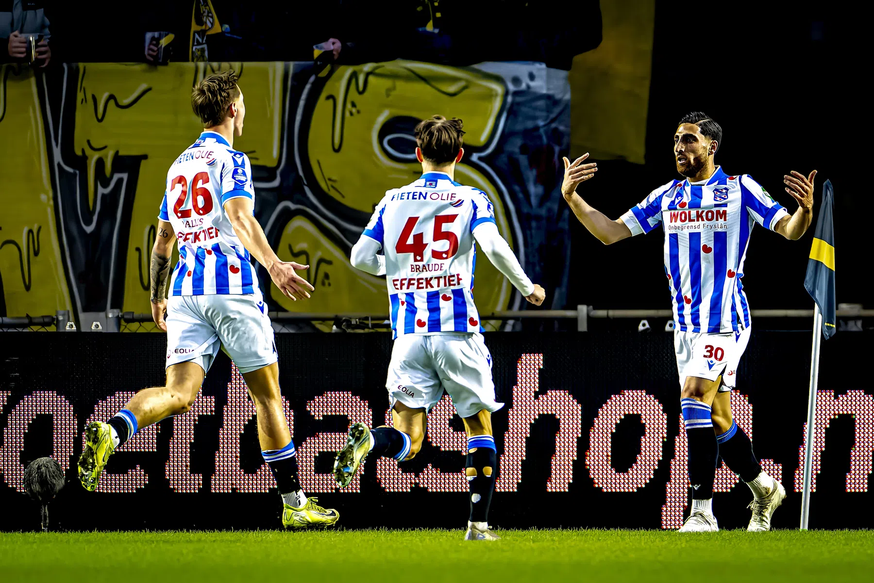 Van Persie over 'geweldige aanwinst': 'Hij houdt het hele zooitje bij elkaar'