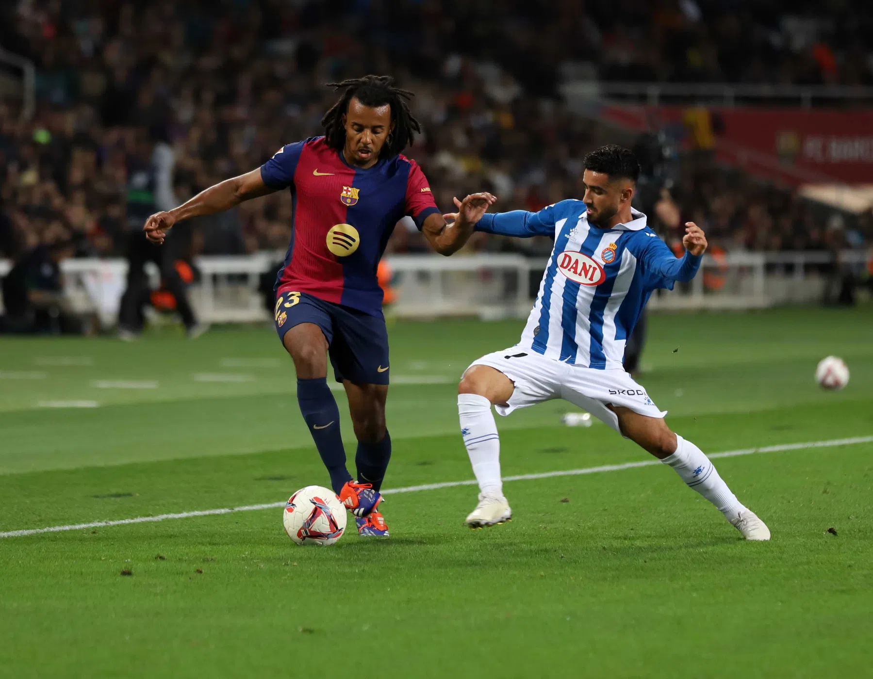 Ajax haalt Ünüvar terug: op weg naar FC Twente