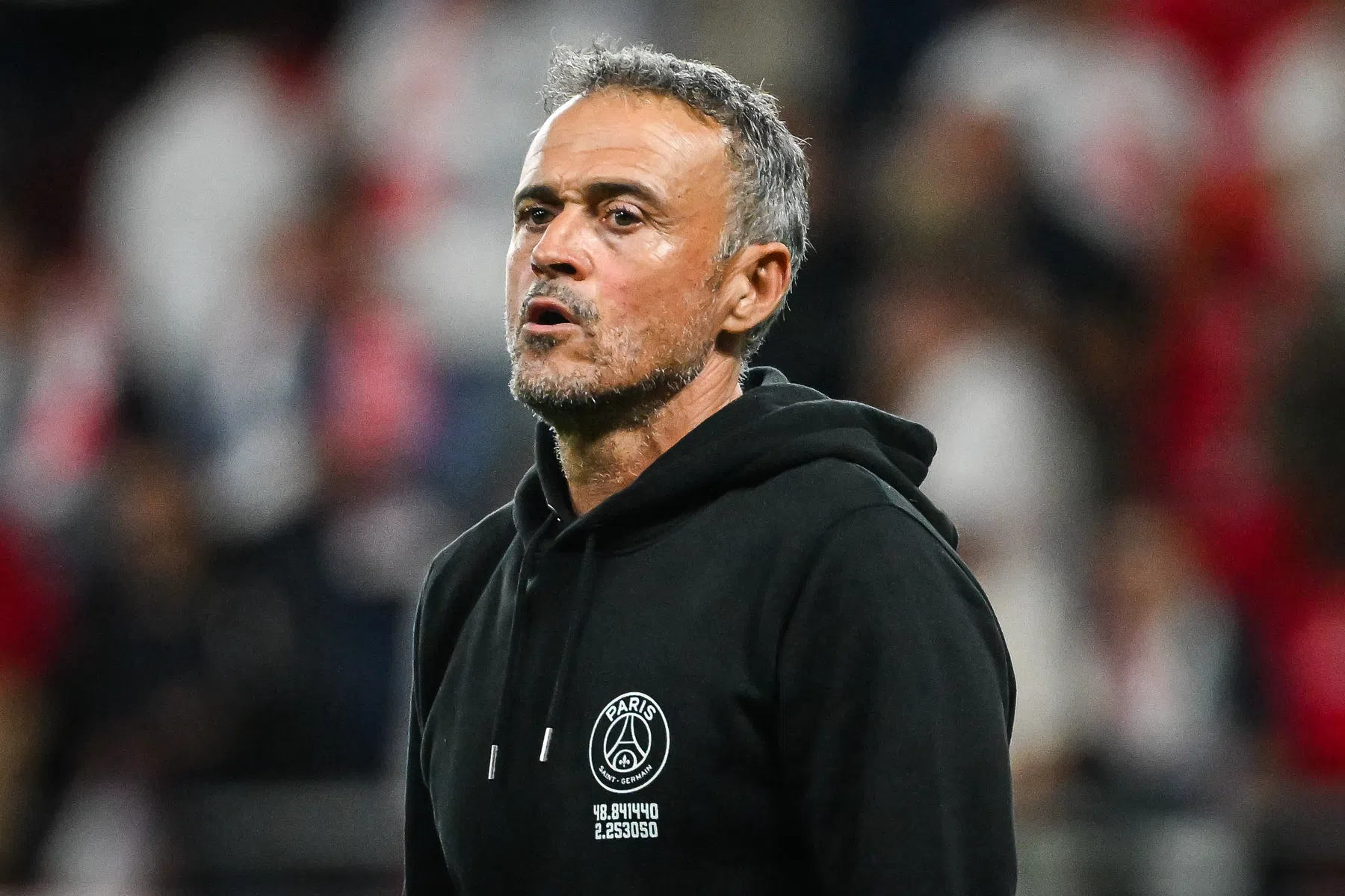 Luis Enrique doet beklag over veld: 'Meer geschikt voor rugby'