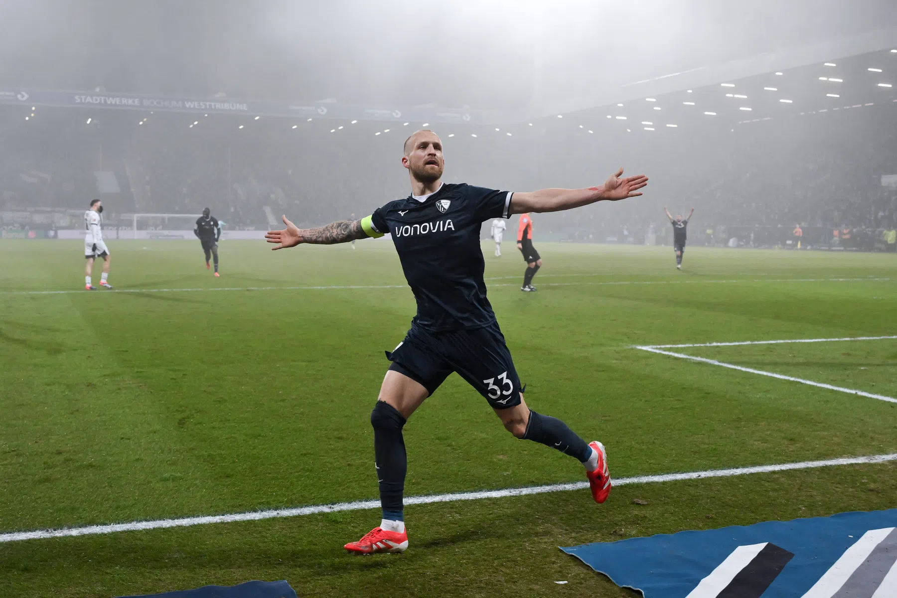 Zlatan-kloon duikt op bij Bochum: 'Nog nooit gelukt'