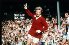 Thumbnail for article: Denis Law, de koning van het theater van de dromen