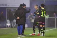Thumbnail for article: Peter Bosz en Guus Til over de 'dip' van PSV: 'Moet er nu voor mijn spelers zijn'