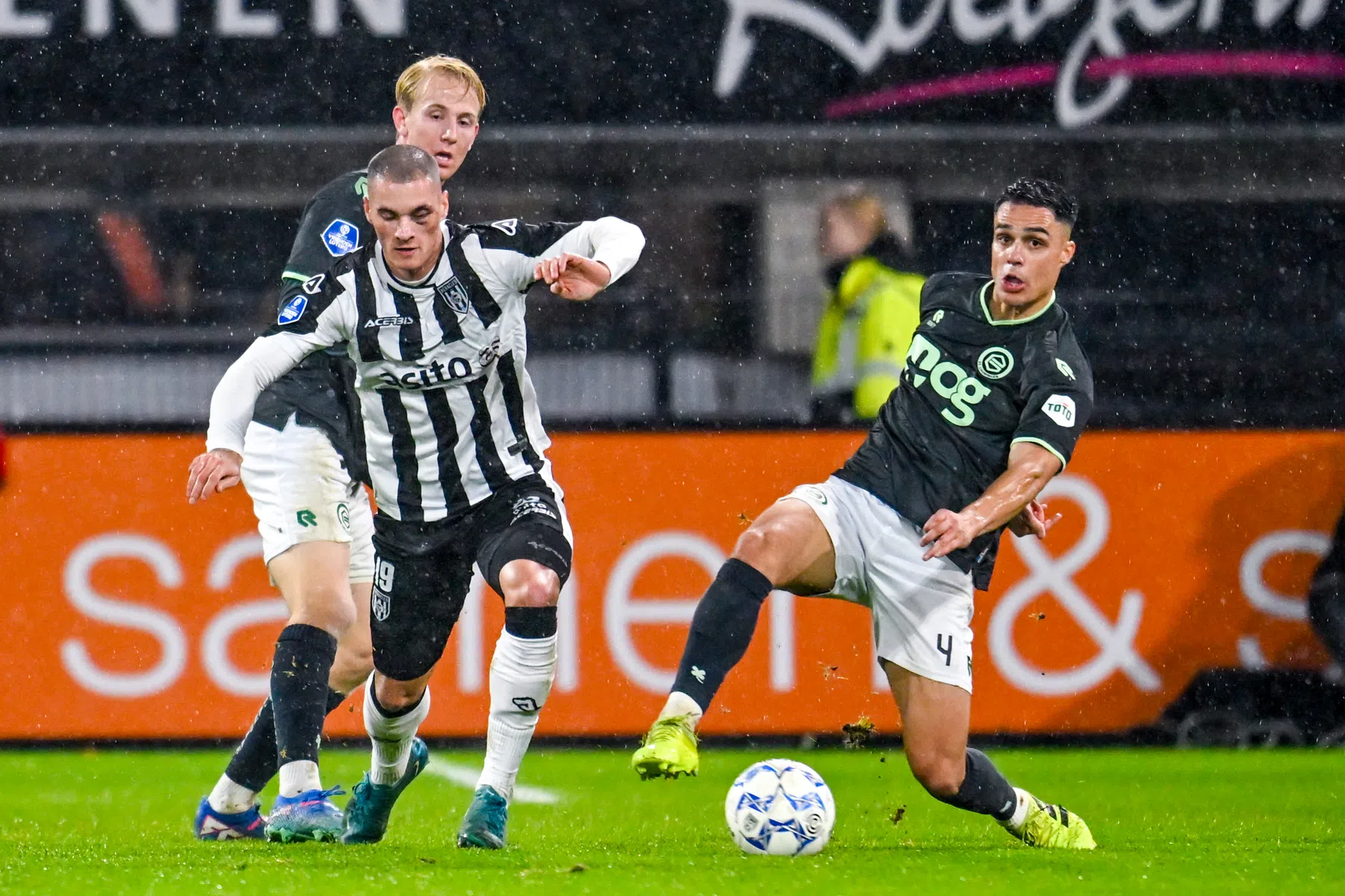 Groningen laat Pelupessy naar België gaan en wil snel vervanger presenteren