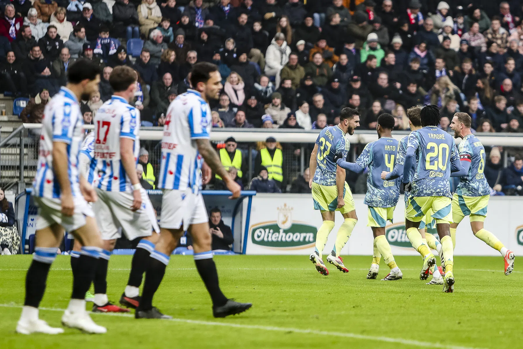 Eredivisie op Rapport: Ajax-defensie geprezen, PSV'ers diep in het rood