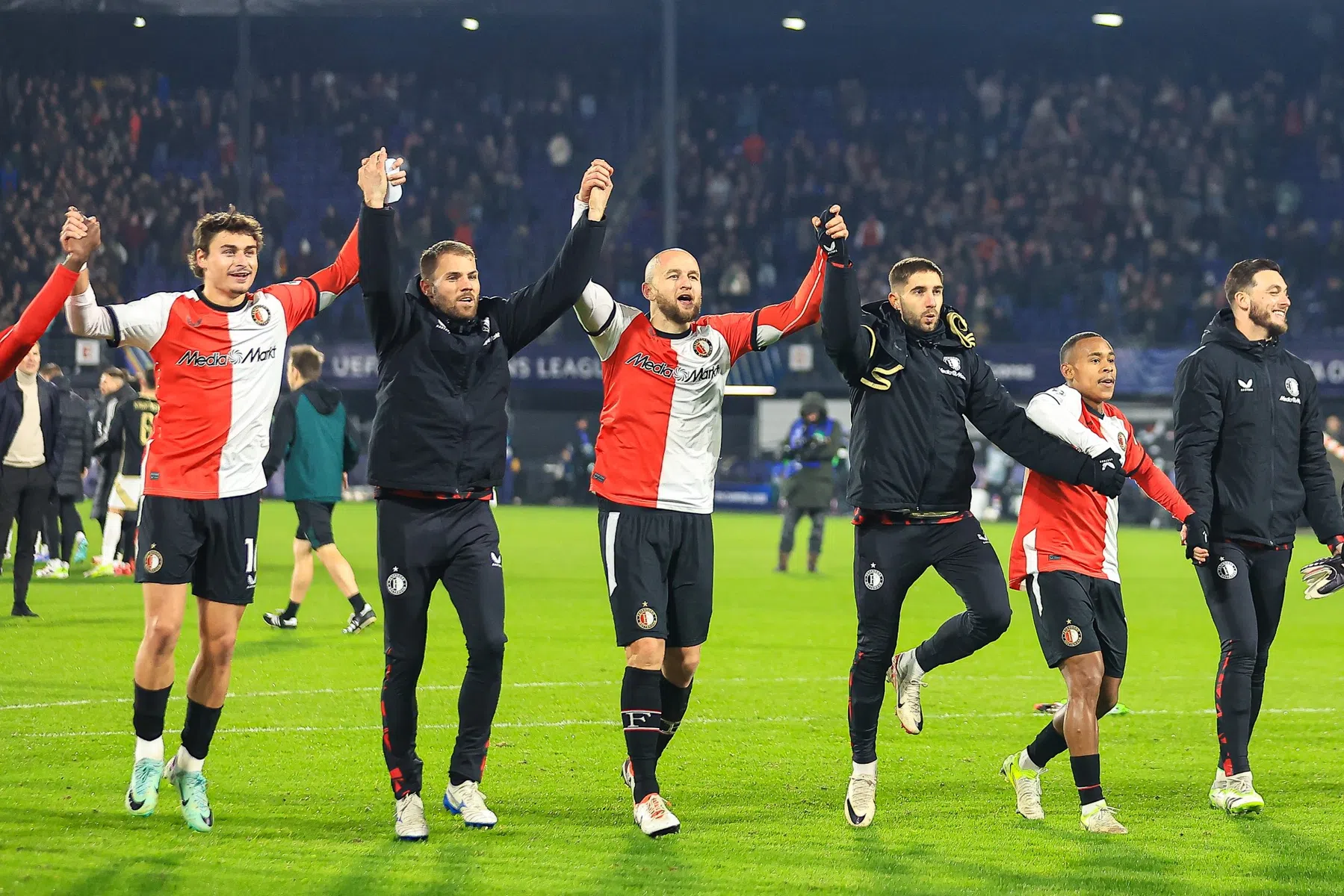 Dit zijn de kansen van Feyenoord op een plek in de play-offs van de CL