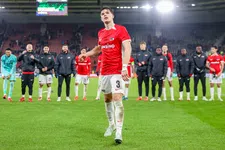 Thumbnail for article: AZ en FC Twente in cijfers: routiniers nemen ploeg bij de hand