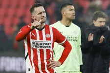 Thumbnail for article: De Jong kritisch na moeizaam duel met NAC: 'Dat excuus gebruik ik niet'