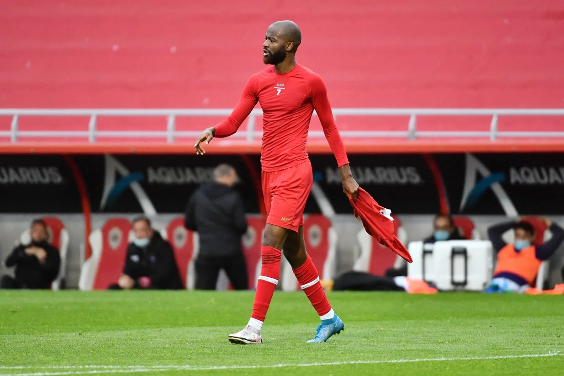 Enfant terrible Lamkel Zé raakt kort na rentree wéér in opspraak