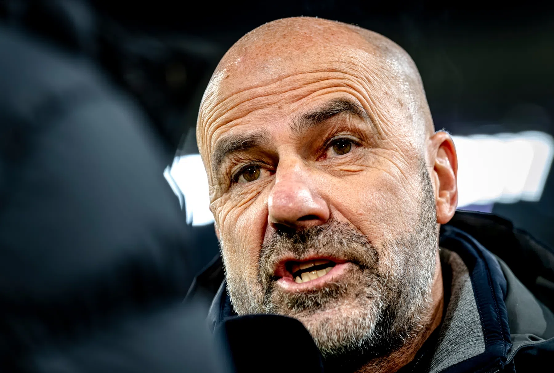 Bosz prijst NAC en puzzelt richting Liverpool: 'Meer dan de helft is nog ziek'