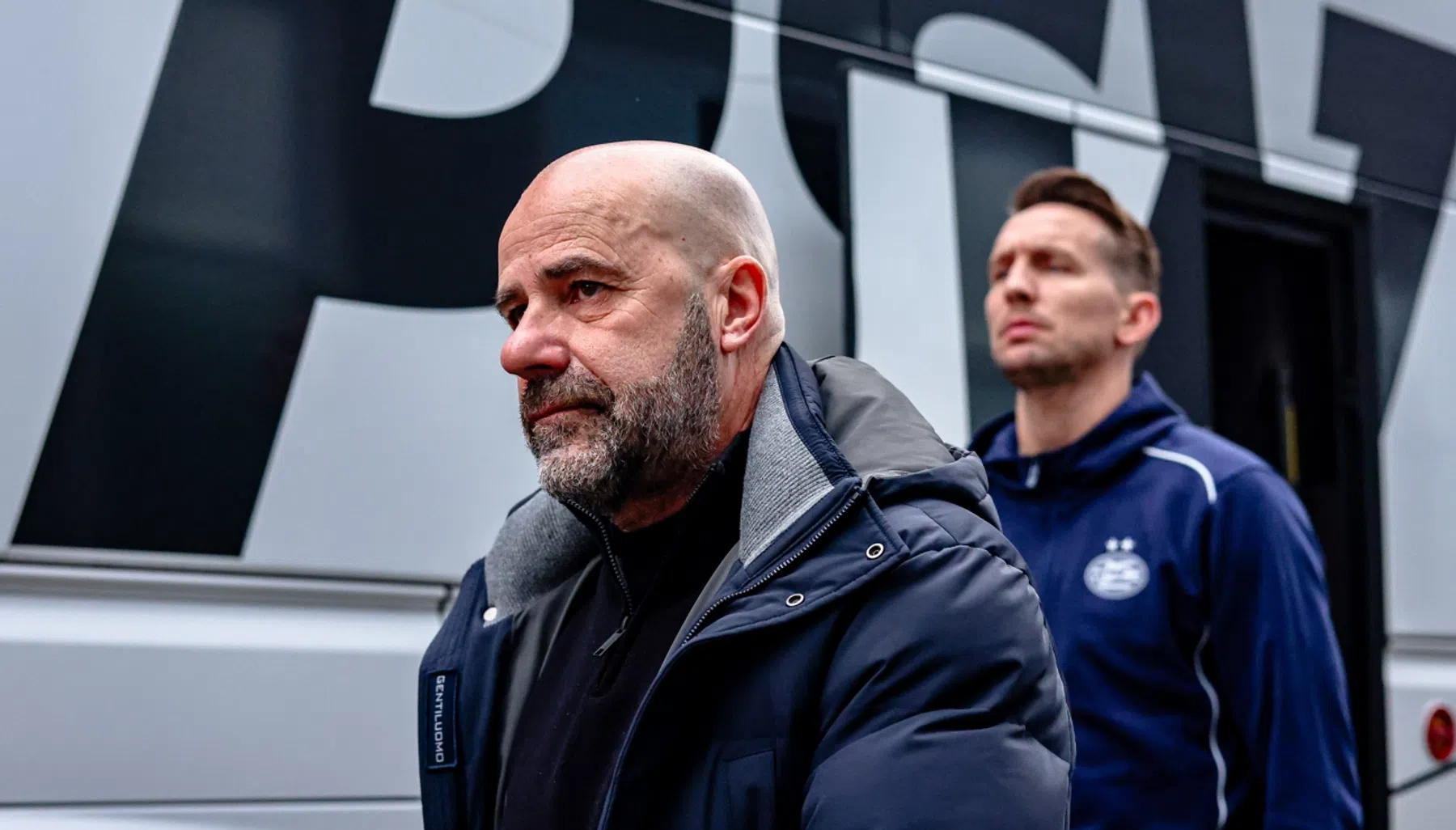 Bosz voert tegen NAC één noodgedwongen wijziging door in basiself