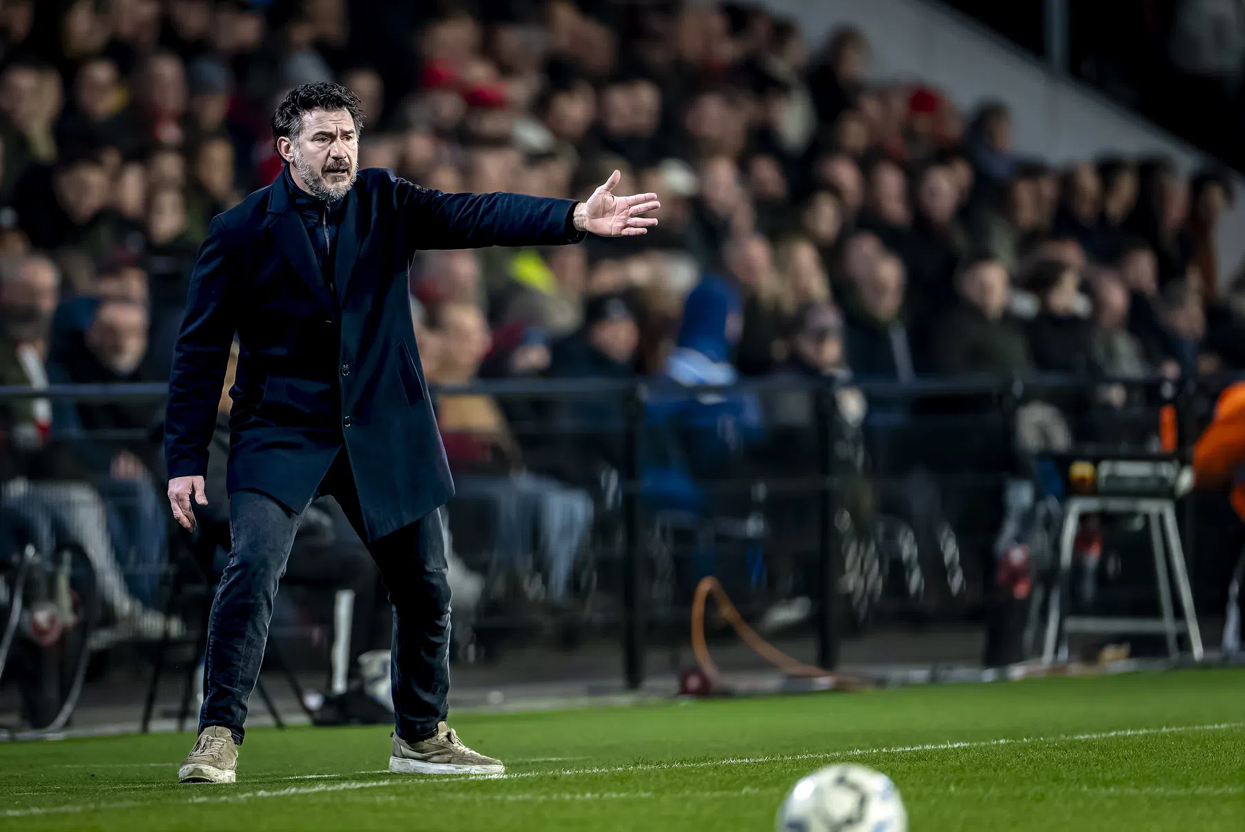 Trotse Hoefkens ziet ontwikkeling bij NAC: 'We brachten PSV aan het twijfelen'