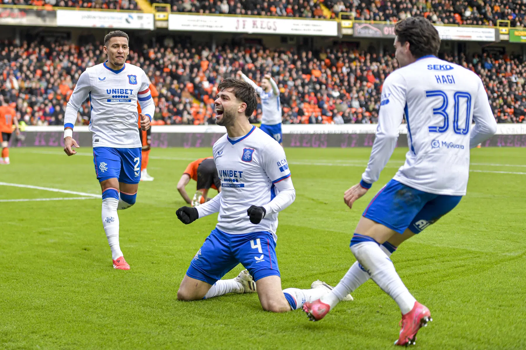 Pröpper en Dessers schieten Rangers FC naar zege op concurrent