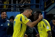 Thumbnail for article: Trefzekere Cristiano Ronaldo uit frustratie voor tv-camera: 'Altijd tegen mij'