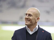 Thumbnail for article: Waarom Ajax meer dan zes spelers kan verhuren