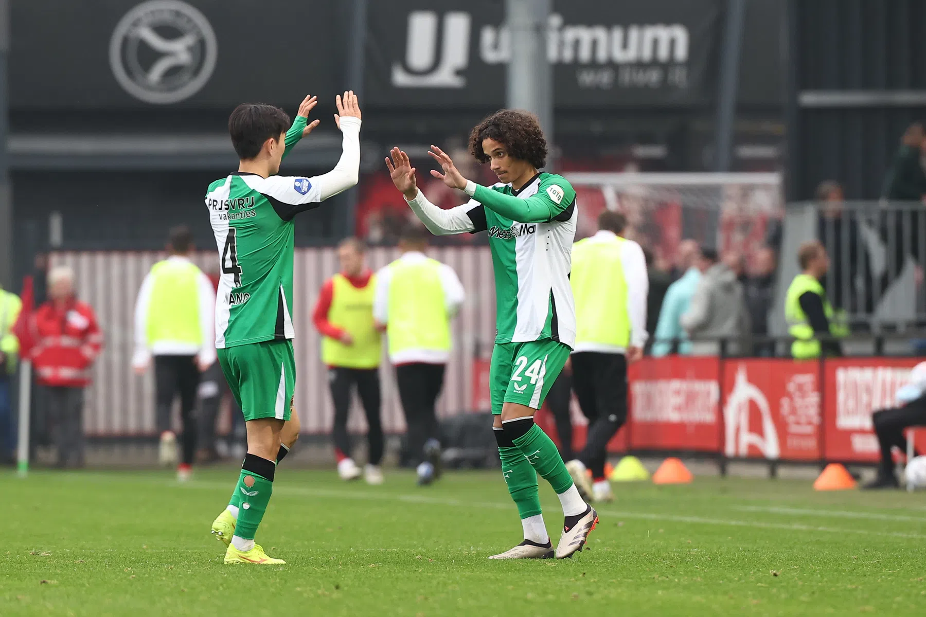 Feyenoord met Hwang en Zechiël naar Lille, Stengs weken aan de kant