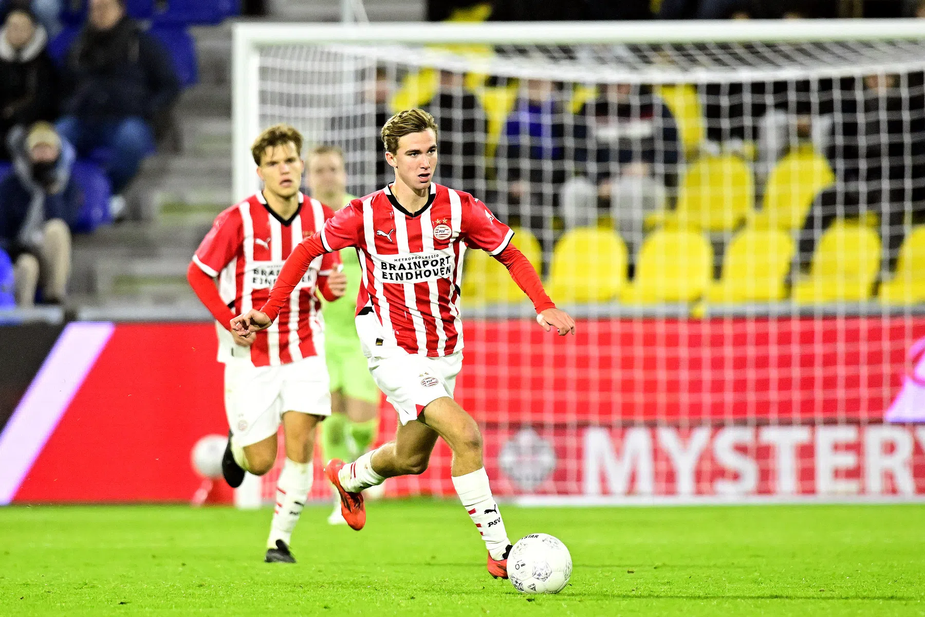 Verrassing bij PSV: Land in de basis tegen Liverpool