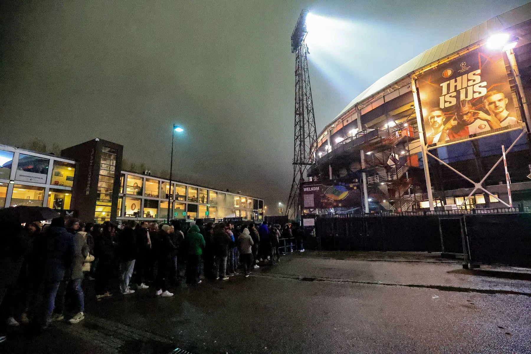 Tegen de vijftig miljoen euro: de CL-verdiensten van Feyenoord