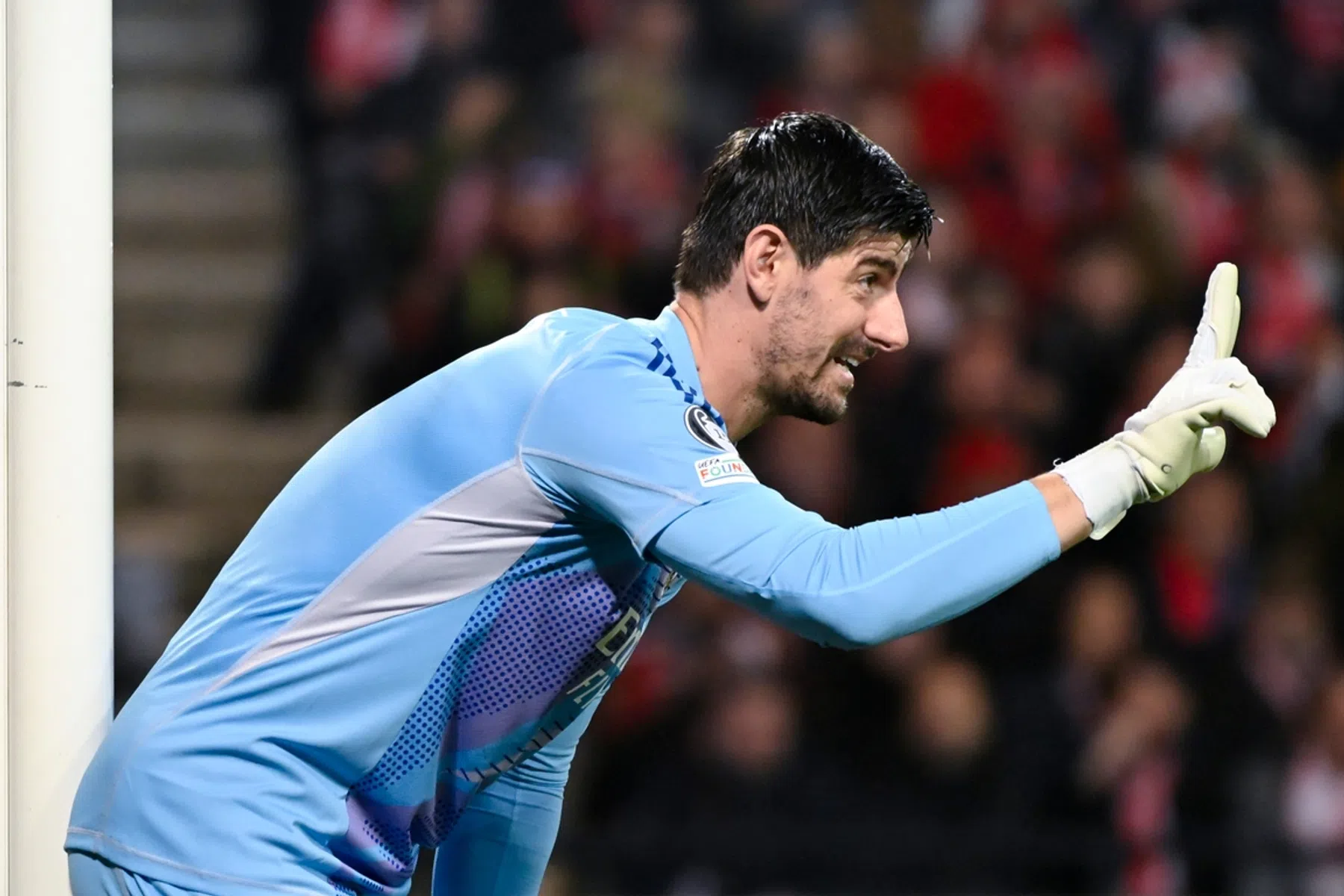 Courtois hint naar terugkeer bij België en sneert naar Tedesco